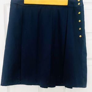 Tommy Hilfiger Pleated Buttoned A-line skirt